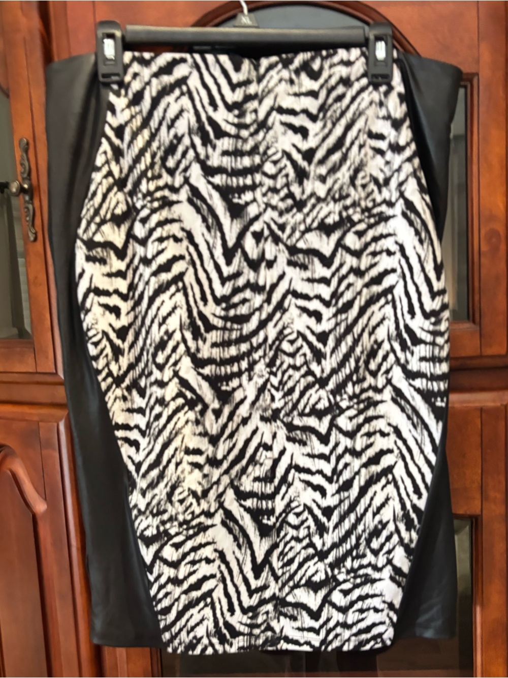 Animal Print Midi Pencil Skirt